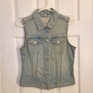 Gap | Light Wash Denim Vest | Size S